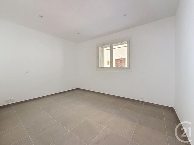 Appartement F2 &agrave; vendre - 2 pi&egrave;ces - 35 m2 - St Raphael - 83 - PROVENCE-ALPES-COTE-D-AZUR