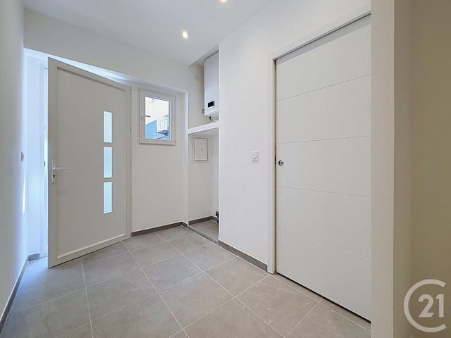 Appartement Studio &agrave; vendre - 1 pi&egrave;ce - 25 m2 - St Raphael - 83 - PROVENCE-ALPES-COTE-D-AZUR