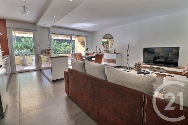 Appartement T3 &agrave; vendre - 3 pi&egrave;ces - 64,69 m2 - Frejus - 83 - PROVENCE-ALPES-COTE-D-AZUR