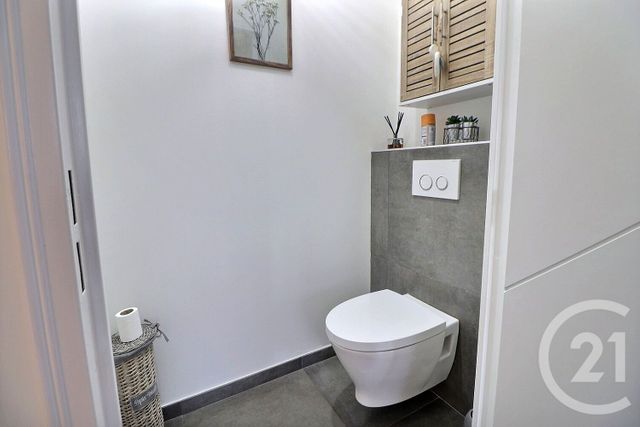 Appartement T3 &agrave; vendre - 3 pi&egrave;ces - 64,69 m2 - Frejus - 83 - PROVENCE-ALPES-COTE-D-AZUR
