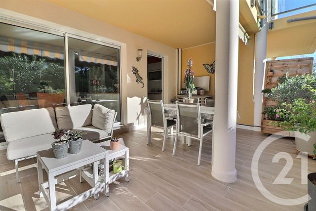 Appartement T3 à vendre FREJUS
