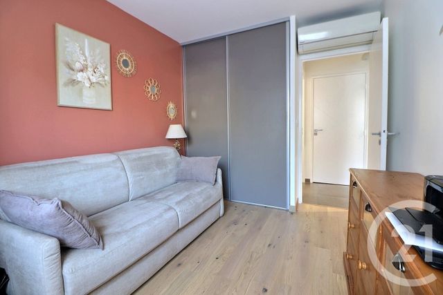 Appartement T3 &agrave; vendre - 3 pi&egrave;ces - 64,69 m2 - Frejus - 83 - PROVENCE-ALPES-COTE-D-AZUR