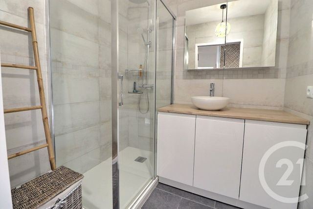 Appartement T2 &agrave; vendre - 2 pi&egrave;ces - 47,40 m2 - Frejus - 83 - PROVENCE-ALPES-COTE-D-AZUR
