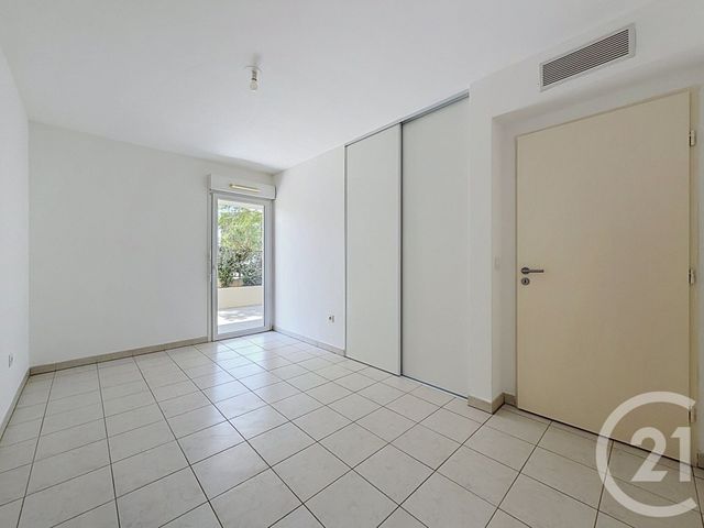 Appartement T3 &agrave; vendre - 3 pi&egrave;ces - 70,46 m2 - St Raphael - 83 - PROVENCE-ALPES-COTE-D-AZUR