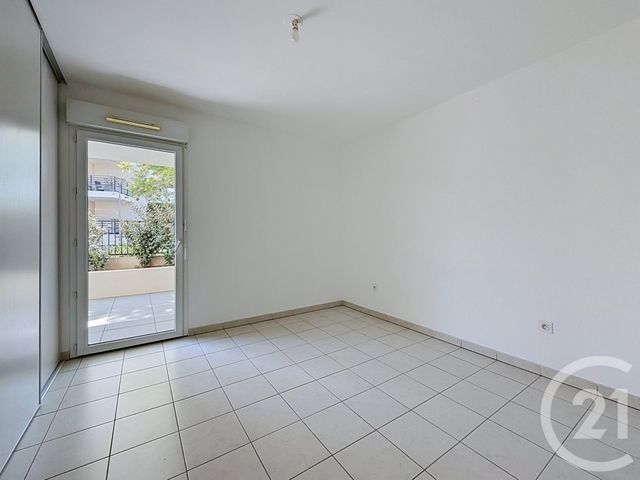 Appartement T3 &agrave; vendre - 3 pi&egrave;ces - 70,46 m2 - St Raphael - 83 - PROVENCE-ALPES-COTE-D-AZUR