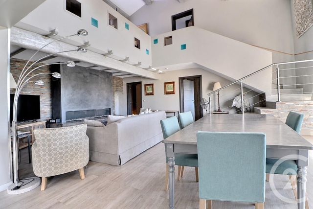Maison &agrave; vendre - 7 pi&egrave;ces - 196 m2 - St Raphael - 83 - PROVENCE-ALPES-COTE-D-AZUR