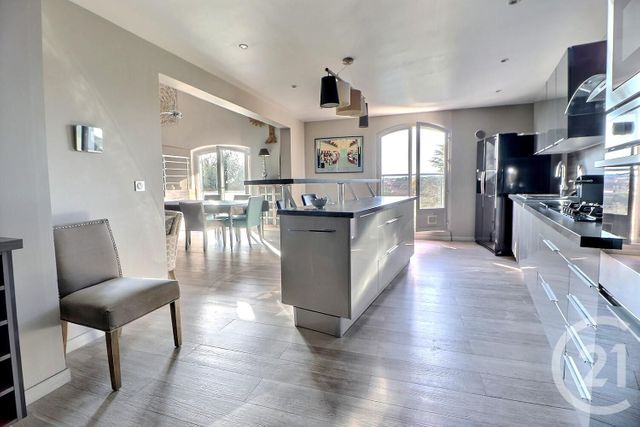 Maison &agrave; vendre - 7 pi&egrave;ces - 196 m2 - St Raphael - 83 - PROVENCE-ALPES-COTE-D-AZUR