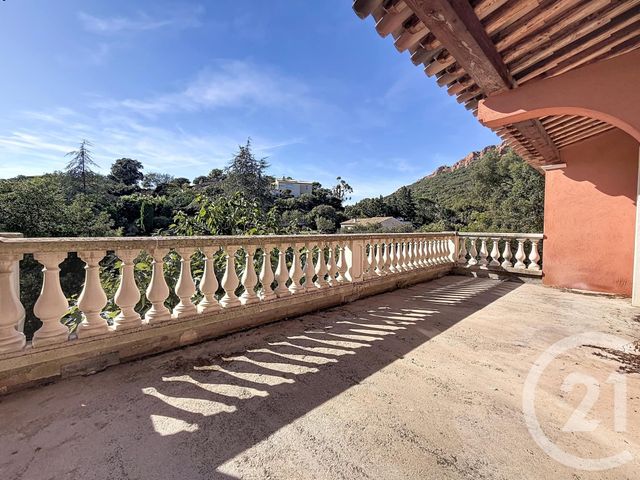 Maison &agrave; vendre - 5 pi&egrave;ces - 223 m2 - St Raphael - 83 - PROVENCE-ALPES-COTE-D-AZUR