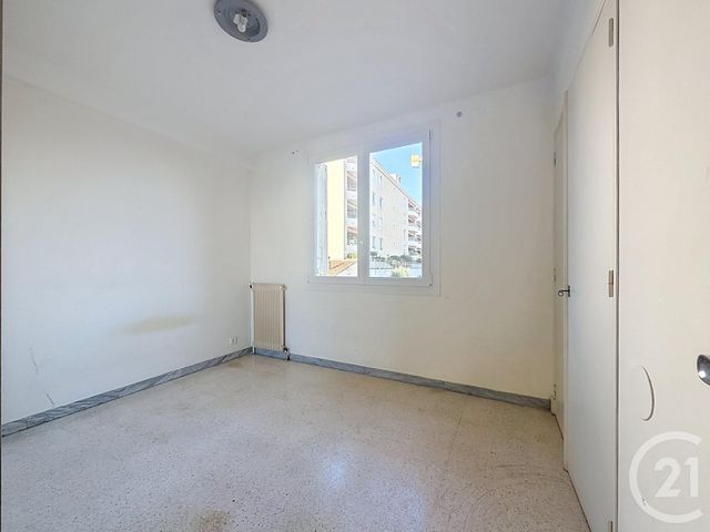 Appartement T3 &agrave; vendre - 3 pi&egrave;ces - 60,62 m2 - St Raphael - 83 - PROVENCE-ALPES-COTE-D-AZUR