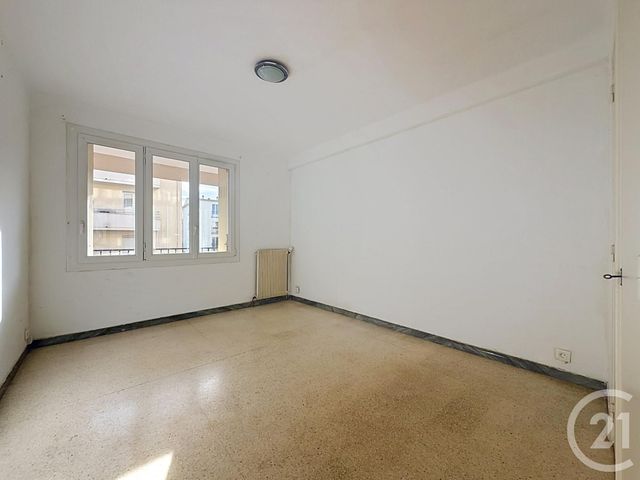 Appartement T3 &agrave; vendre - 3 pi&egrave;ces - 60,62 m2 - St Raphael - 83 - PROVENCE-ALPES-COTE-D-AZUR