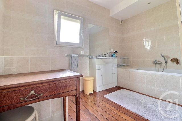 Maison &agrave; vendre - 6 pi&egrave;ces - 130 m2 - St Raphael - 83 - PROVENCE-ALPES-COTE-D-AZUR