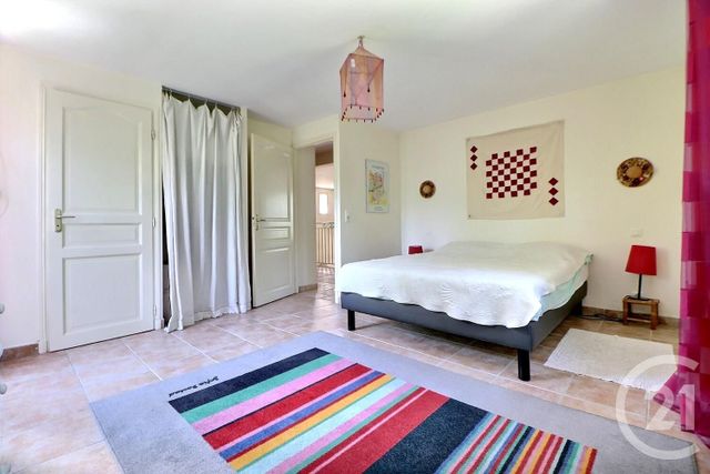 Maison &agrave; vendre - 6 pi&egrave;ces - 200 m2 - St Paul En Foret - 83 - PROVENCE-ALPES-COTE-D-AZUR