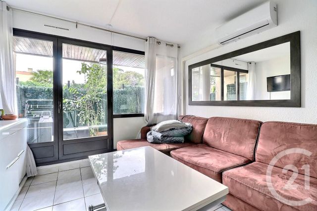 Appartement Studio &agrave; vendre - 1 pi&egrave;ce - 20 m2 - St Raphael - 83 - PROVENCE-ALPES-COTE-D-AZUR