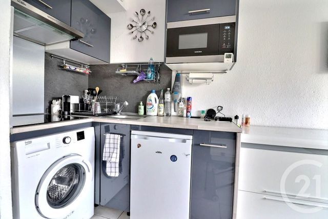 Appartement Studio &agrave; vendre - 1 pi&egrave;ce - 20 m2 - St Raphael - 83 - PROVENCE-ALPES-COTE-D-AZUR