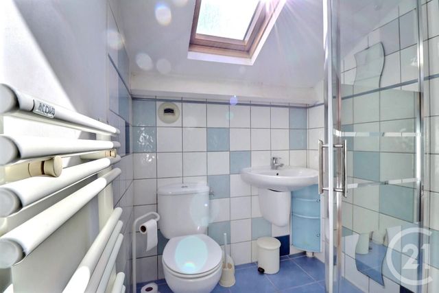 Afficher la photo en grand Appartement T4 à vendre - 4 pièces - 78,73 m2 - St Raphael - 83 - PROVENCE-ALPES-COTE-D-AZUR
