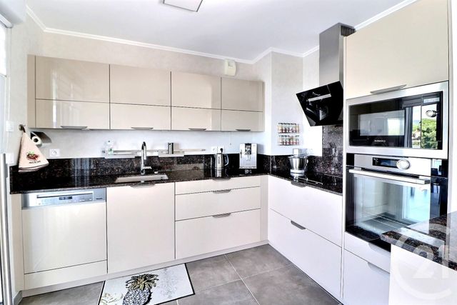 Appartement T5 à vendre - 5 pièces - 105,06 m2 - Puget Sur Argens - 83 - PROVENCE-ALPES-COTE-D-AZUR