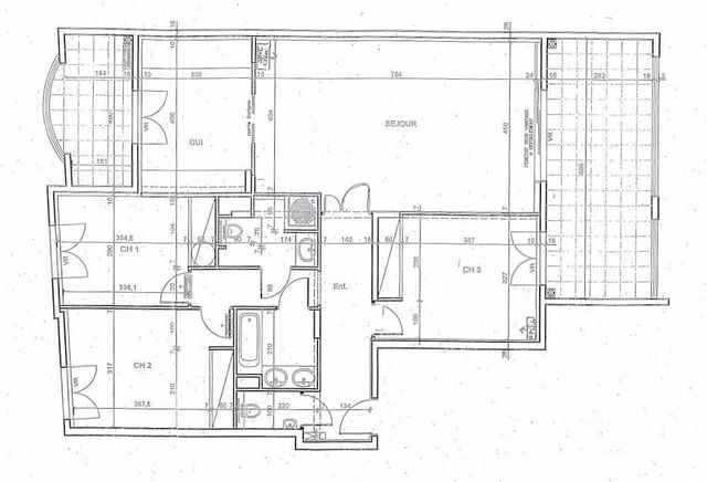 Appartement F4 &agrave; vendre - 4 pi&egrave;ces - 105,69 m2 - St Raphael - 83 - PROVENCE-ALPES-COTE-D-AZUR