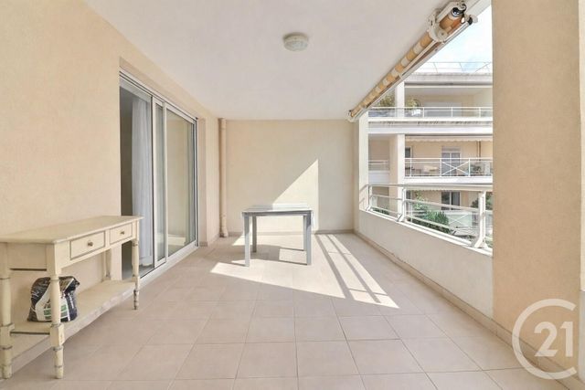 Appartement F4 à vendre ST RAPHAEL