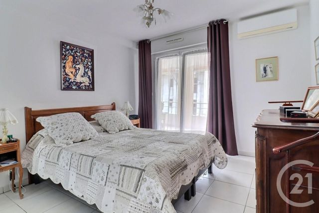 Appartement F4 &agrave; vendre - 4 pi&egrave;ces - 105,69 m2 - St Raphael - 83 - PROVENCE-ALPES-COTE-D-AZUR