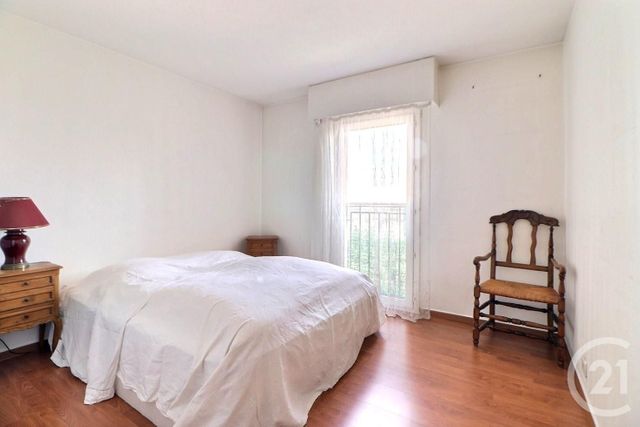 Appartement F3 bis à vendre - 4 pièces - 85,99 m2 - St Raphael - 83 - PROVENCE-ALPES-COTE-D-AZUR