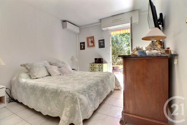 Appartement T4 à vendre - 4 pièces - 104,53 m2 - St Raphael - 83 - PROVENCE-ALPES-COTE-D-AZUR