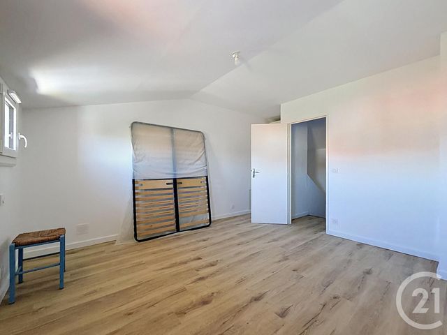 Maison &agrave; vendre - 5 pi&egrave;ces - 107,23 m2 - St Raphael - 83 - PROVENCE-ALPES-COTE-D-AZUR