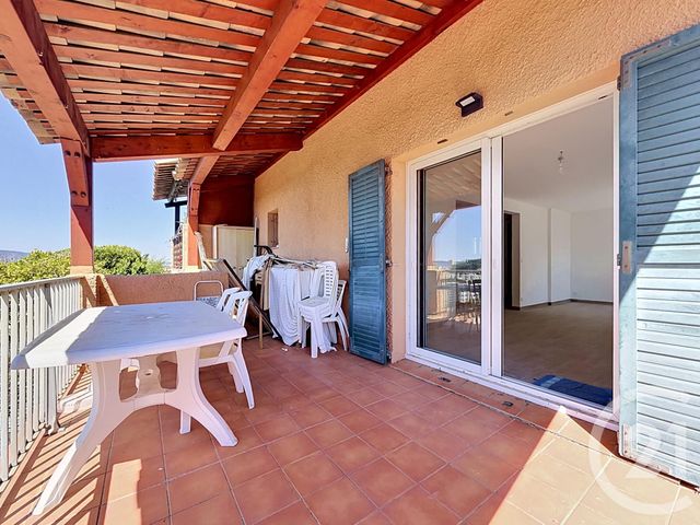 Maison &agrave; vendre - 5 pi&egrave;ces - 107,23 m2 - St Raphael - 83 - PROVENCE-ALPES-COTE-D-AZUR