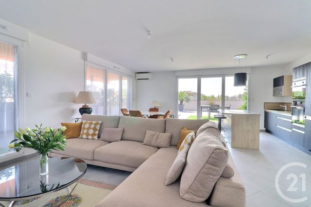 Appartement T4 à vendre - 4 pièces - 86,91 m2 - Frejus - 83 - PROVENCE-ALPES-COTE-D-AZUR