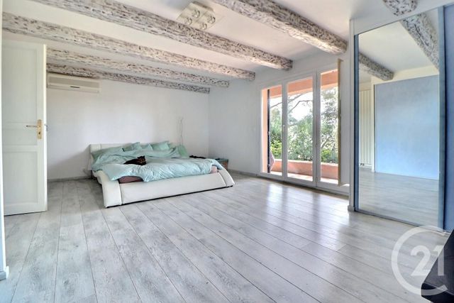 Maison à vendre - 5 pièces - 130 m2 - St Raphael - 83 - PROVENCE-ALPES-COTE-D-AZUR