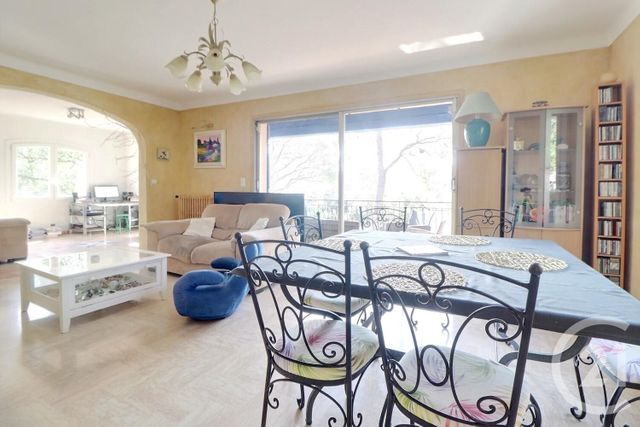 Maison à vendre - 5 pièces - 130 m2 - St Raphael - 83 - PROVENCE-ALPES-COTE-D-AZUR