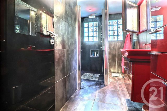 Maison à vendre - 5 pièces - 130 m2 - St Raphael - 83 - PROVENCE-ALPES-COTE-D-AZUR