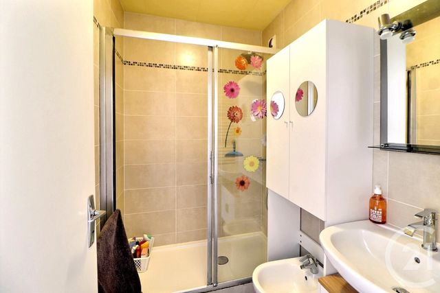 Appartement T4 &agrave; vendre - 4 pi&egrave;ces - 83,28 m2 - Frejus - 83 - PROVENCE-ALPES-COTE-D-AZUR