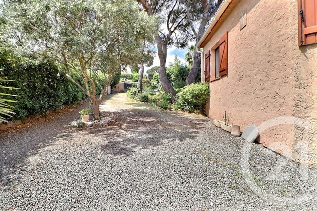 Afficher la photo en grand Maison à vendre - 5 pièces - 132 m2 - Frejus - 83 - PROVENCE-ALPES-COTE-D-AZUR