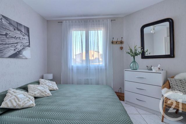 Afficher la photo en grand Maison à vendre - 5 pièces - 132 m2 - Frejus - 83 - PROVENCE-ALPES-COTE-D-AZUR