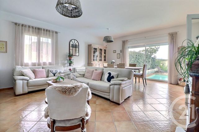 Afficher la photo en grand Maison à vendre - 5 pièces - 132 m2 - Frejus - 83 - PROVENCE-ALPES-COTE-D-AZUR