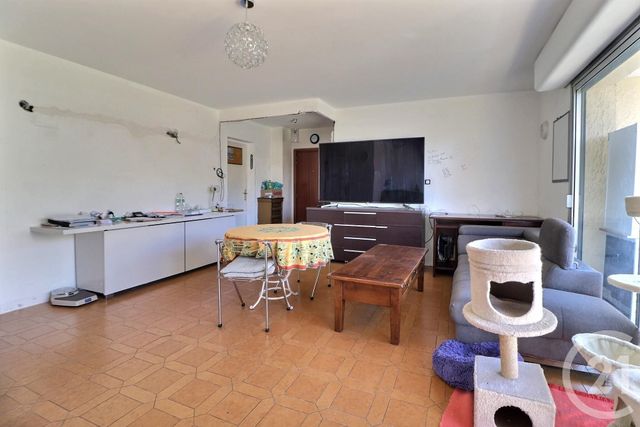 Appartement T3 à vendre - 3 pièces - 67,91 m2 - Frejus - 83 - PROVENCE-ALPES-COTE-D-AZUR
