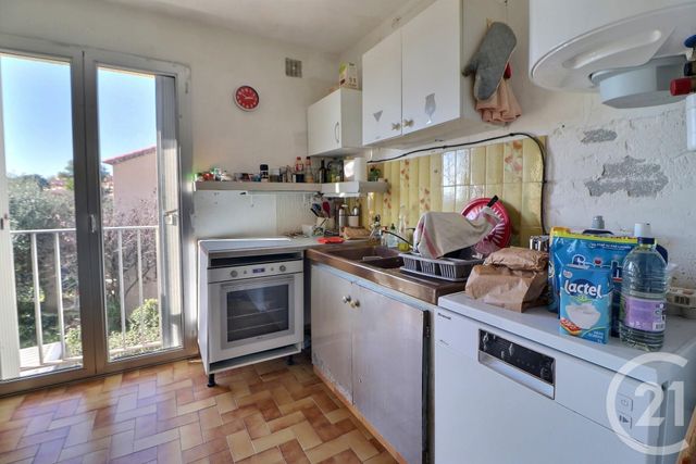 Appartement T3 à vendre - 3 pièces - 67,91 m2 - Frejus - 83 - PROVENCE-ALPES-COTE-D-AZUR