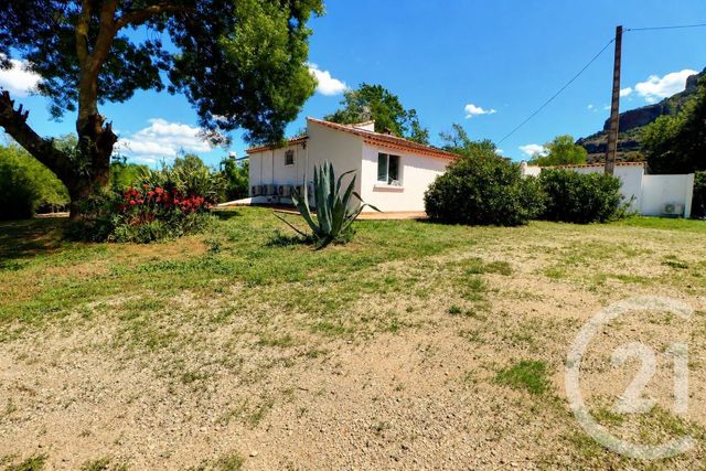 Maison &agrave; vendre - 4 pi&egrave;ces - 90 m2 - Roquebrune Sur Argens - 83 - PROVENCE-ALPES-COTE-D-AZUR