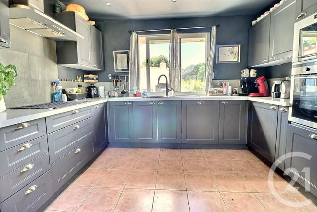 Maison &agrave; vendre - 4 pi&egrave;ces - 90 m2 - Roquebrune Sur Argens - 83 - PROVENCE-ALPES-COTE-D-AZUR