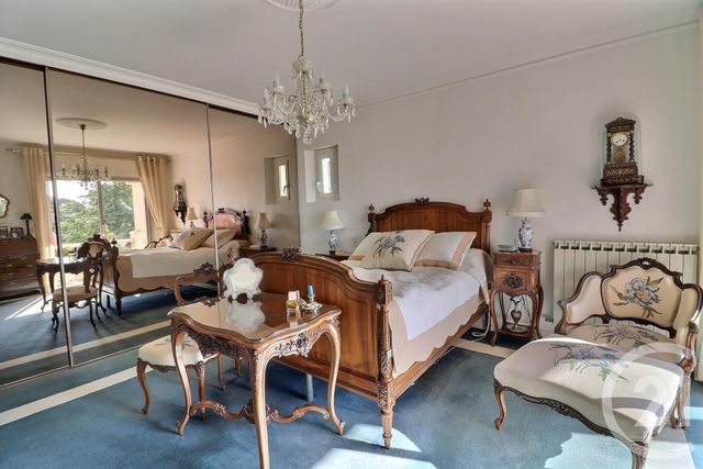 Maison à vendre - 8 pièces - 249 m2 - Frejus - 83 - PROVENCE-ALPES-COTE-D-AZUR