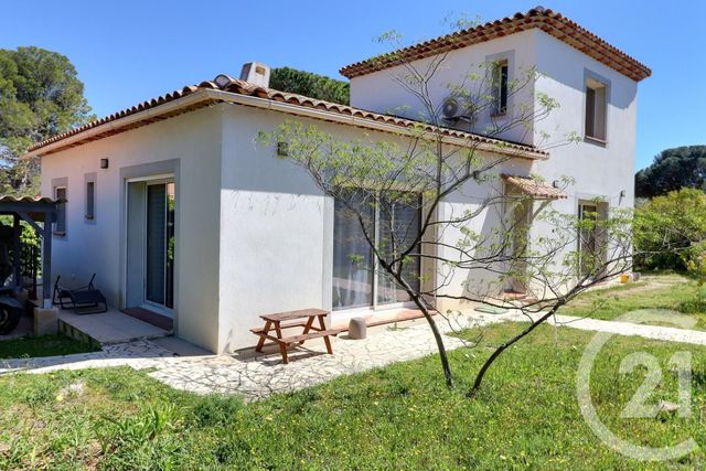 Maison à vendre - 5 pièces - 130 m2 - Frejus - 83 - PROVENCE-ALPES-COTE-D-AZUR