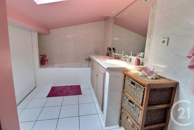 Appartement T3 &agrave; vendre - 3 pi&egrave;ces - 65 m2 - Puget Sur Argens - 83 - PROVENCE-ALPES-COTE-D-AZUR
