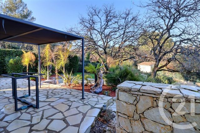 Maison à vendre - 7 pièces - 135 m2 - Frejus - 83 - PROVENCE-ALPES-COTE-D-AZUR