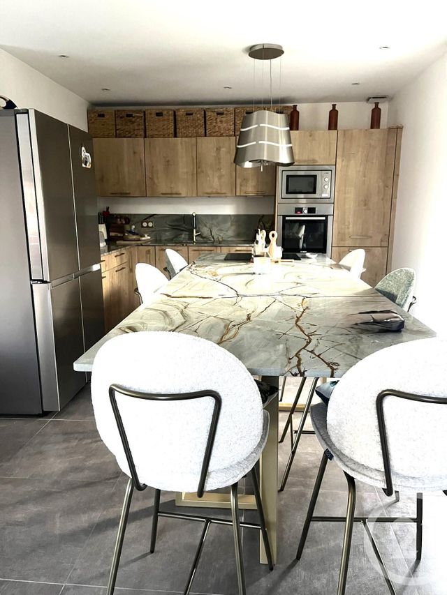 Maison à vendre - 7 pièces - 135 m2 - Frejus - 83 - PROVENCE-ALPES-COTE-D-AZUR