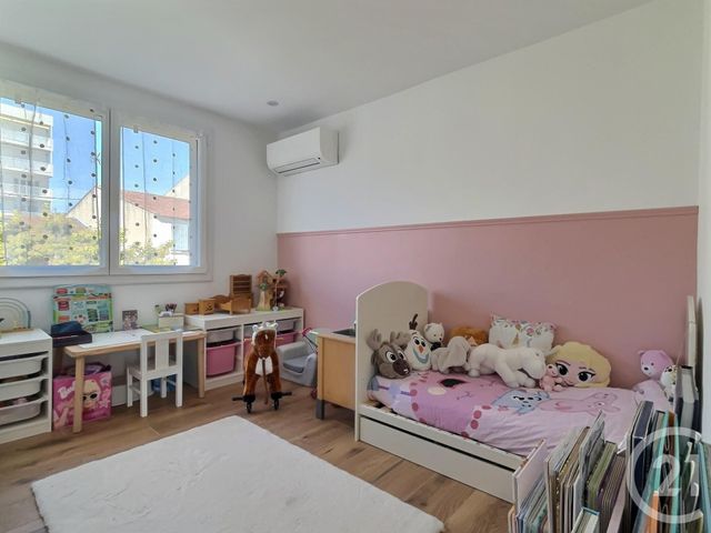 Appartement T3 à vendre - 3 pièces - 71,07 m2 - St Raphael - 83 - PROVENCE-ALPES-COTE-D-AZUR