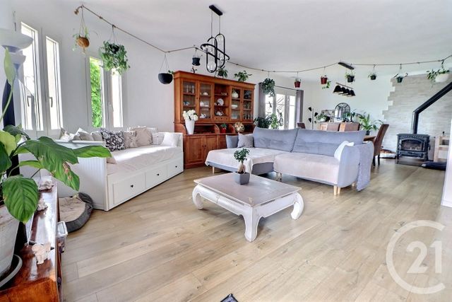 Maison à vendre - 4 pièces - 117 m2 - Puget Sur Argens - 83 - PROVENCE-ALPES-COTE-D-AZUR