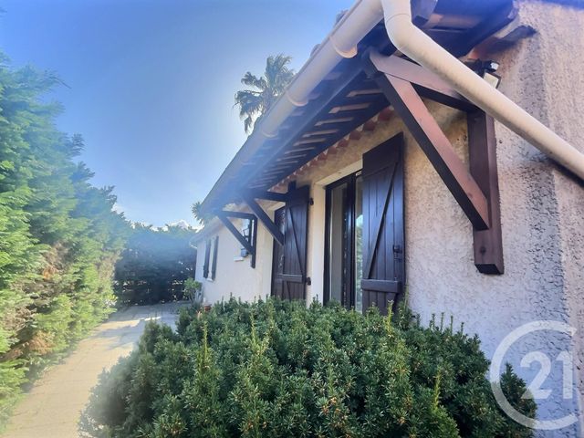Maison à vendre - 4 pièces - 75 m2 - Frejus - 83 - PROVENCE-ALPES-COTE-D-AZUR