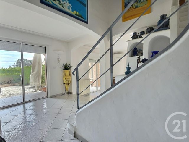 Afficher la photo en grand Maison à vendre - 5 pièces - 150,37 m2 - Les Issambres - 83 - PROVENCE-ALPES-COTE-D-AZUR