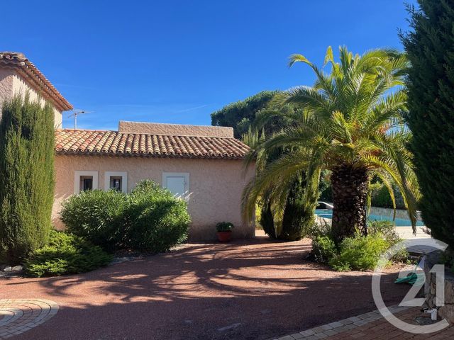 Afficher la photo en grand Maison à vendre - 5 pièces - 150,37 m2 - Les Issambres - 83 - PROVENCE-ALPES-COTE-D-AZUR