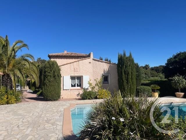 Afficher la photo en grand Maison à vendre - 5 pièces - 150,37 m2 - Les Issambres - 83 - PROVENCE-ALPES-COTE-D-AZUR